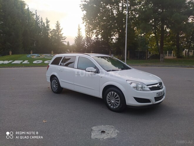 Opel Astra 2009, 158,000 km - 1.4 l - Mingəçevir