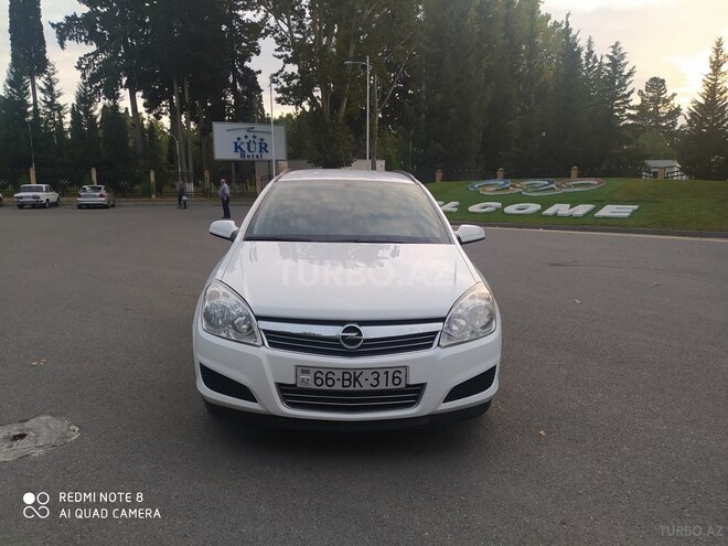 Opel Astra 2009, 158,000 km - 1.4 l - Mingəçevir