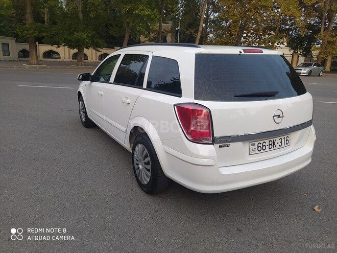 Opel Astra 2009, 158,000 km - 1.4 l - Mingəçevir
