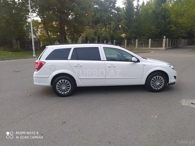 Opel Astra 2009, 158,000 km - 1.4 l - Mingəçevir