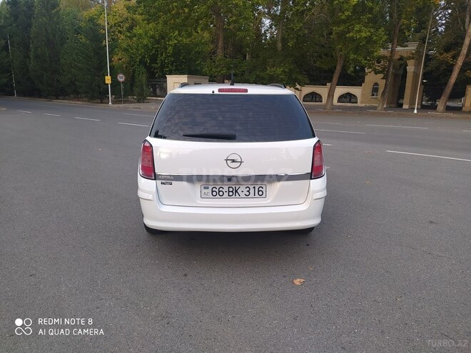 Opel Astra 2009, 158,000 km - 1.4 l - Mingəçevir