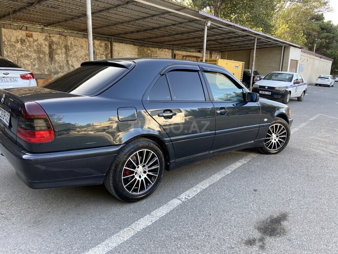 Mercedes C 180 1997, 275,000 km - 1.8 л - Bakı