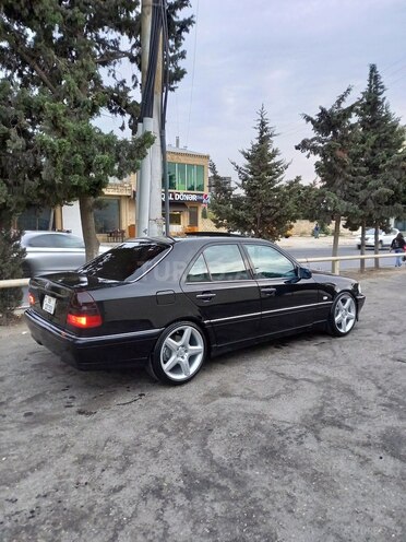 Mercedes C 280 2000, 304,121 km - 2.8 л - Bakı