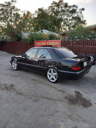 Mercedes C 280 2000, 304,121 km - 2.8 л - Bakı