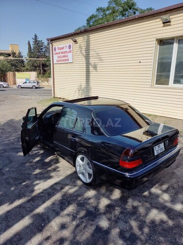 Mercedes C 280 2000, 304,121 km - 2.8 л - Bakı