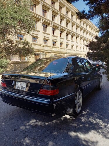Mercedes C 280 2000, 304,121 km - 2.8 л - Bakı