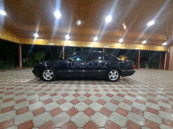 Mercedes E 280 2000, 313,000 km - 2.8 l - Masallı