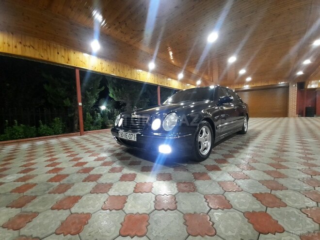 Mercedes E 280 2000, 313,000 km - 2.8 l - Masallı