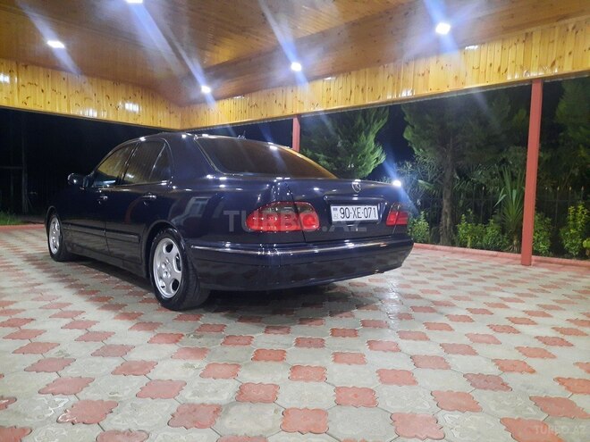 Mercedes E 280 2000, 313,000 km - 2.8 l - Masallı