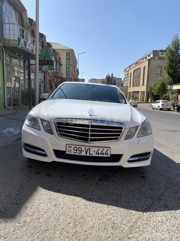 Mercedes E 220 2012, 176,000 km - 2.2 л - Bakı