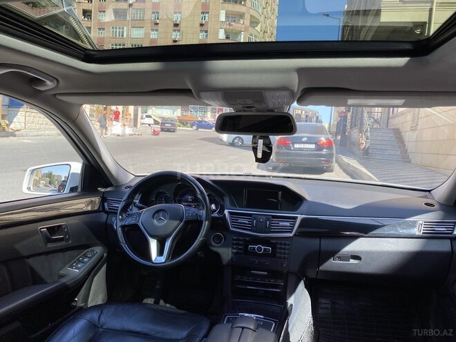 Mercedes E 220 2012, 176,000 km - 2.2 л - Bakı