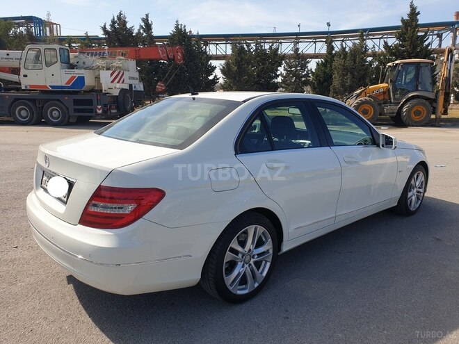 Mercedes C 180 2011, 89,500 km - 1.8 l - Bakı
