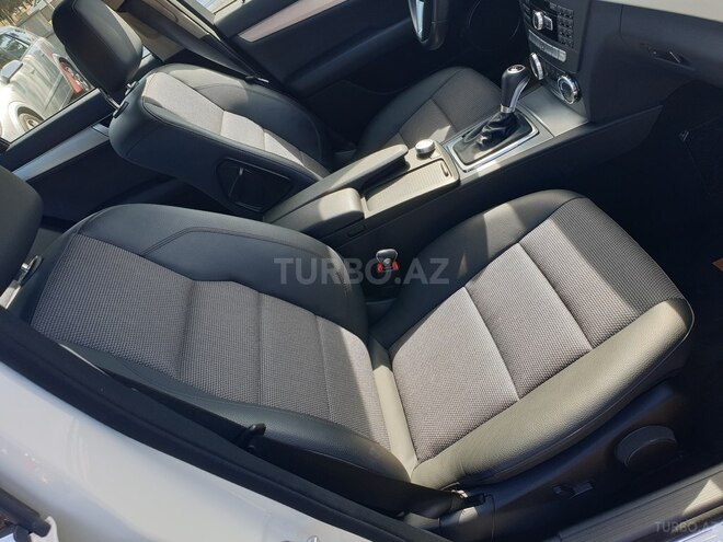 Mercedes C 180 2011, 89,500 km - 1.8 l - Bakı