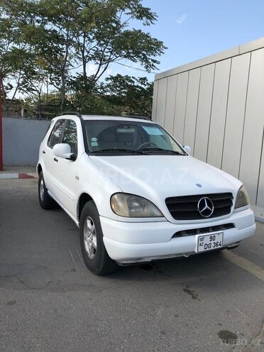 Mercedes ML 320 2000, 207,000 km - 3.2 l - Bakı