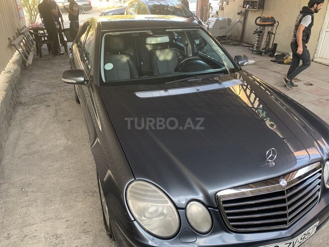 Mercedes E 220 2007, 303,000 km - 2.2 l - Bakı