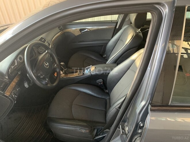 Mercedes E 220 2007, 303,000 km - 2.2 l - Bakı