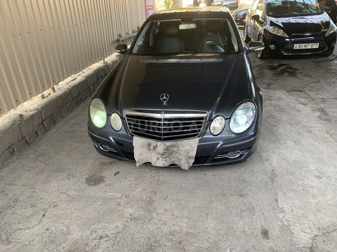 Mercedes E 220 2007, 303,000 km - 2.2 l - Bakı