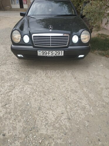 Mercedes E 200 1998, 480,000 km - 2.0 l - Bakı