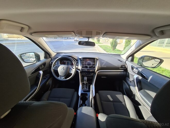 Mitsubishi Eclipse Cross 2018, 27,000 km - 1.5 л - Bakı