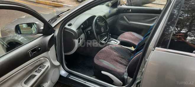 Volkswagen Passat 2003, 253,688 km - 1.8 l - Sumqayıt