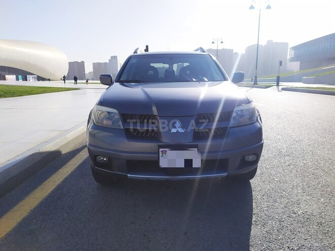 Mitsubishi Outlander 2004, 217,000 km - 2.4 l - Bakı