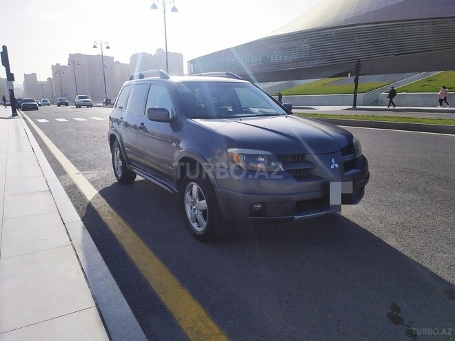 Mitsubishi Outlander 2004, 217,000 km - 2.4 l - Bakı