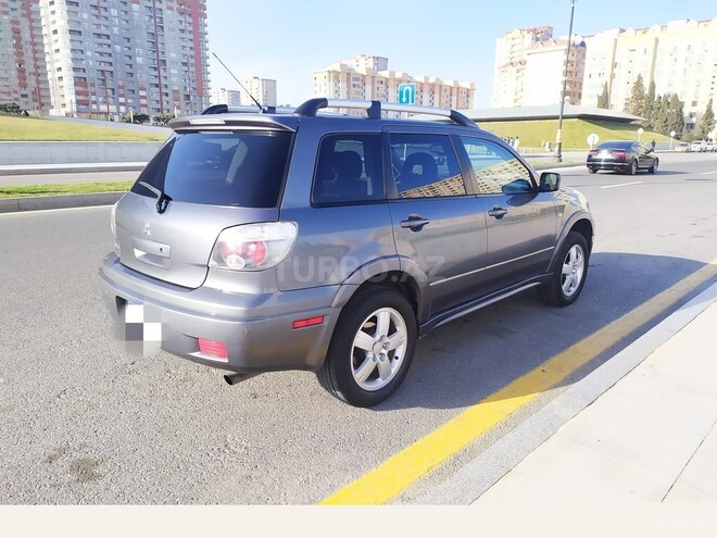 Mitsubishi Outlander 2004, 217,000 km - 2.4 l - Bakı