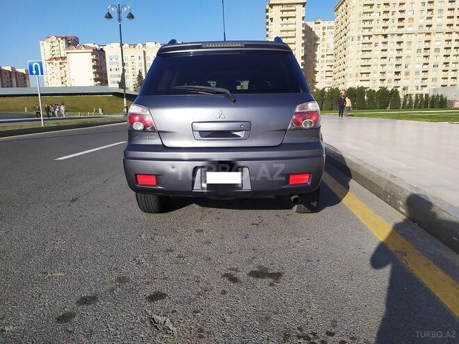 Mitsubishi Outlander 2004, 217,000 km - 2.4 l - Bakı