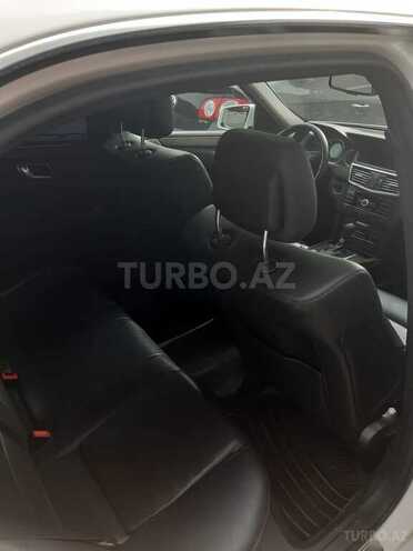 Mercedes E 220 2009, 214,000 km - 2.2 l - Bakı