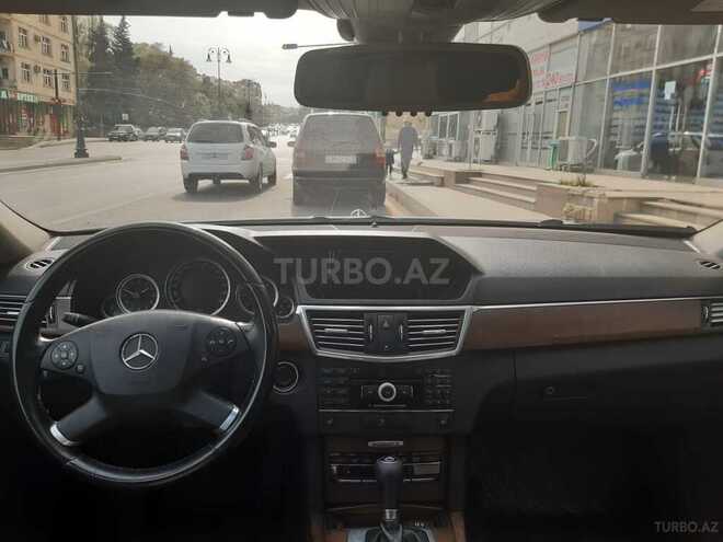 Mercedes E 220 2009, 214,000 km - 2.2 l - Bakı