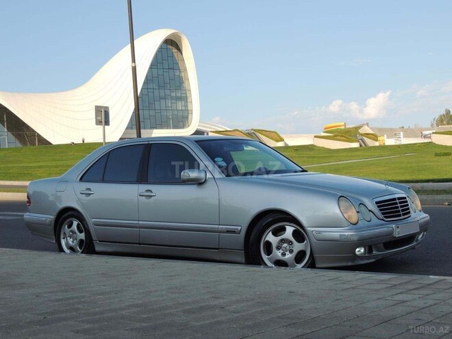 Mercedes E 240 2000, 400,000 km - 2.6 l - Bakı