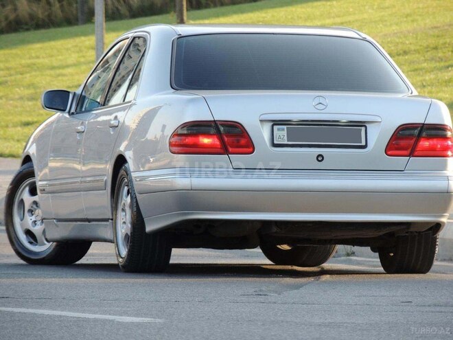 Mercedes E 240 2000, 400,000 km - 2.6 l - Bakı