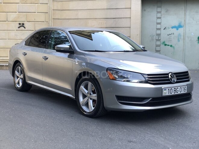 Volkswagen Passat 2012, 168,970 km - 2.5 l - Bakı