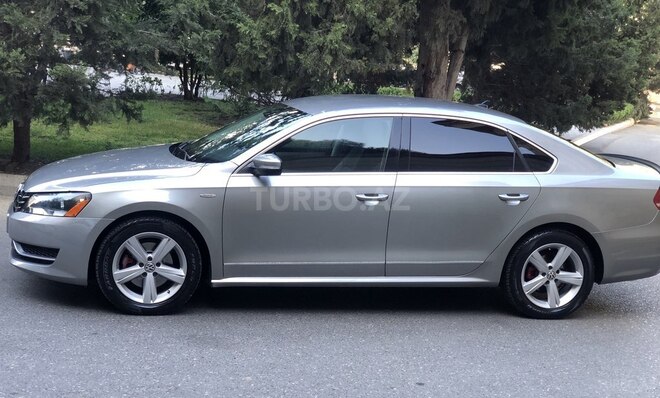 Volkswagen Passat 2012, 168,970 km - 2.5 l - Bakı