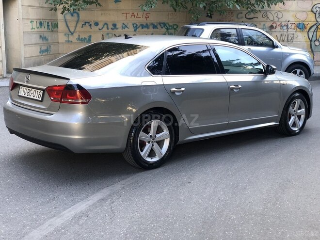 Volkswagen Passat 2012, 168,970 km - 2.5 l - Bakı