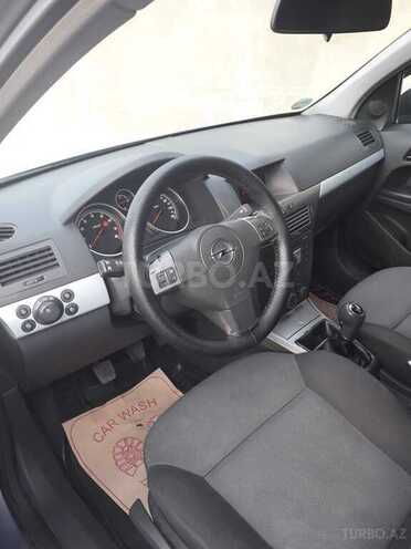 Opel Astra 2005, 255,266 km - 1.4 л - Bakı