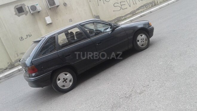 Opel Astra 1993, 425,800 km - 1.6 l - Bakı