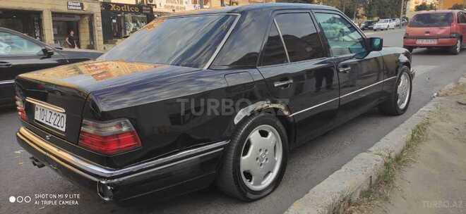 Mercedes E 220 1993, 445,215 km - 2.2 l - Bakı
