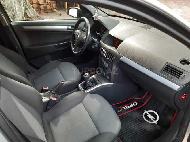 Opel Astra 2006, 240,000 km - 1.4 l - Mingəçevir