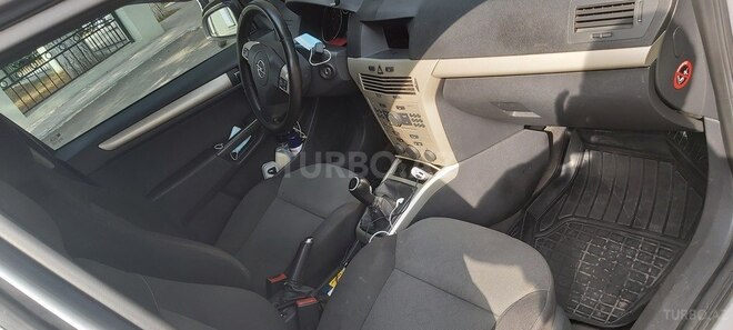 Opel Astra 2007, 200,000 km - 1.3 л - Bakı