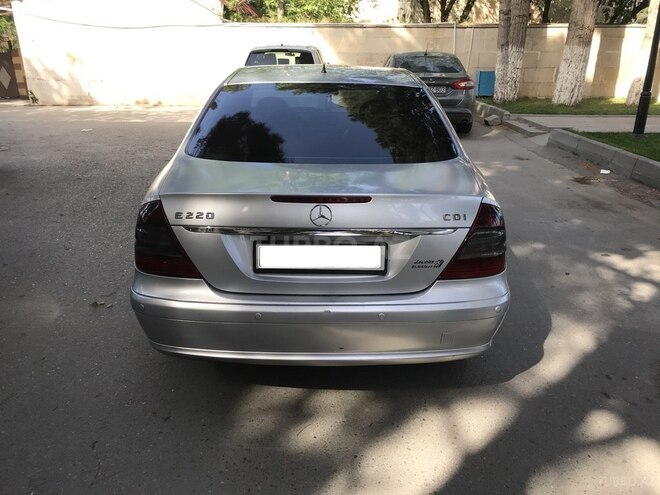 Mercedes E 220 2008, 330,000 km - 2.2 l - Bakı