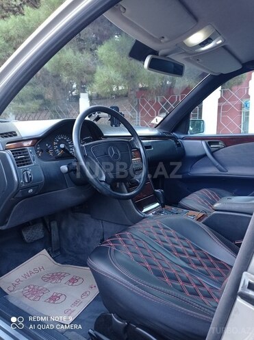 Mercedes E 240 1998, 389,000 km - 2.4 l - Bakı