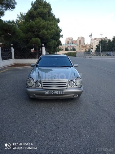 Mercedes E 240 1998, 389,000 km - 2.4 l - Bakı