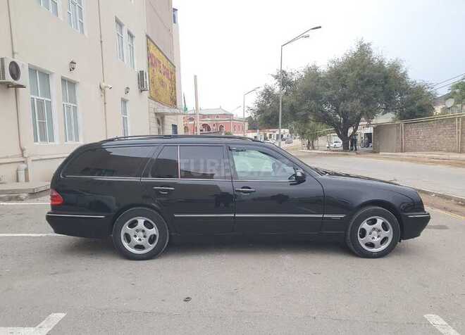 Mercedes E 320 1999, 298,000 km - 3.2 l - Bakı