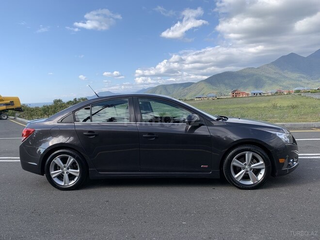 Chevrolet Cruze 2014, 172,000 km - 1.4 l - Qax