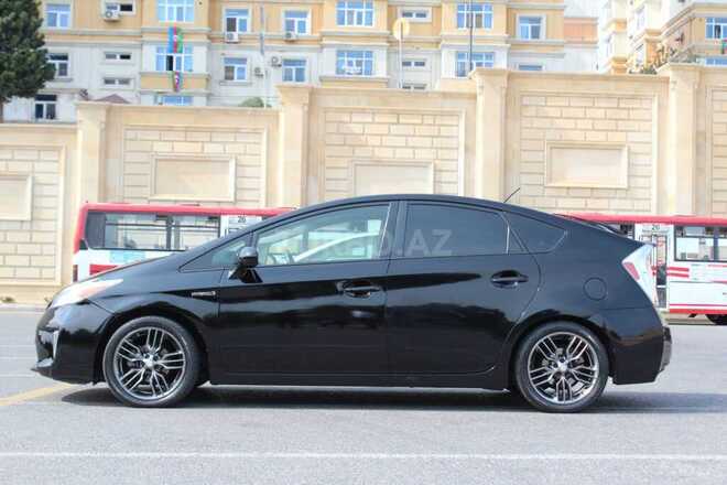 Toyota Prius 2013, 218,000 km - 1.8 л - Bakı