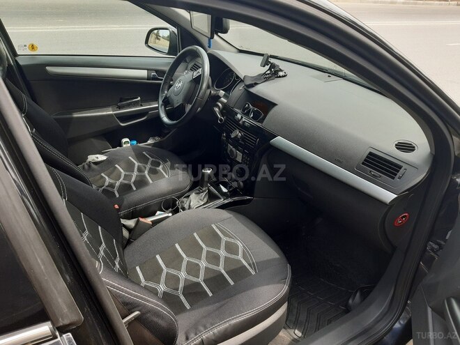 Opel Astra 2010, 235,000 km - 1.3 l - Bakı