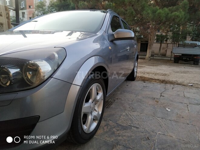 Opel Astra 2005, 231,800 km - 1.3 л - Bakı