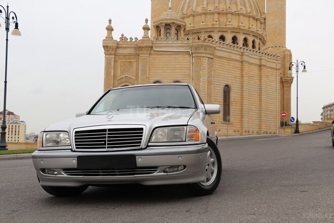 Mercedes C 240 1999, 258,500 km - 2.4 л - Bakı