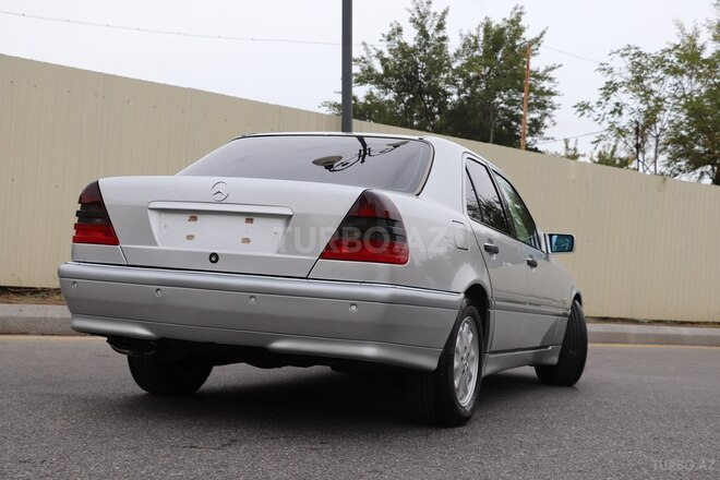 Mercedes C 240 1999, 258,500 km - 2.4 л - Bakı